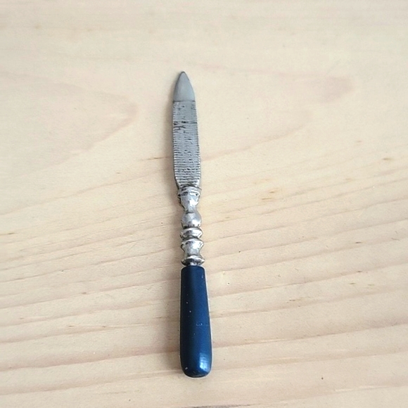 Vintage Mini Nail File w/ Dark Blue Handle - Picture 2 of 3